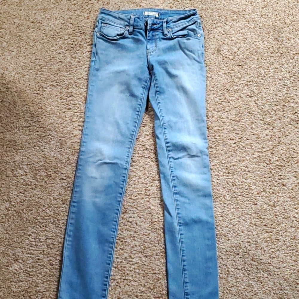 Bullhead skinny jeans